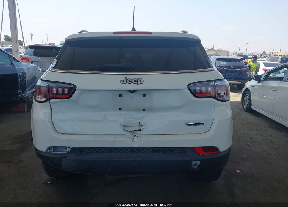 2020 JEEP COMPASS LATITUDE FWD VIN: 3C4NJCBB8LT141375