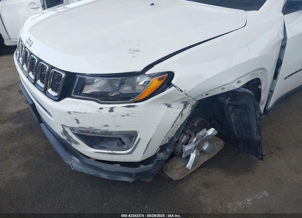 2020 JEEP COMPASS LATITUDE FWD VIN: 3C4NJCBB8LT141375