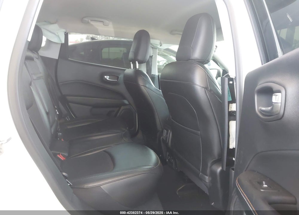 2020 JEEP COMPASS LATITUDE FWD VIN: 3C4NJCBB8LT141375