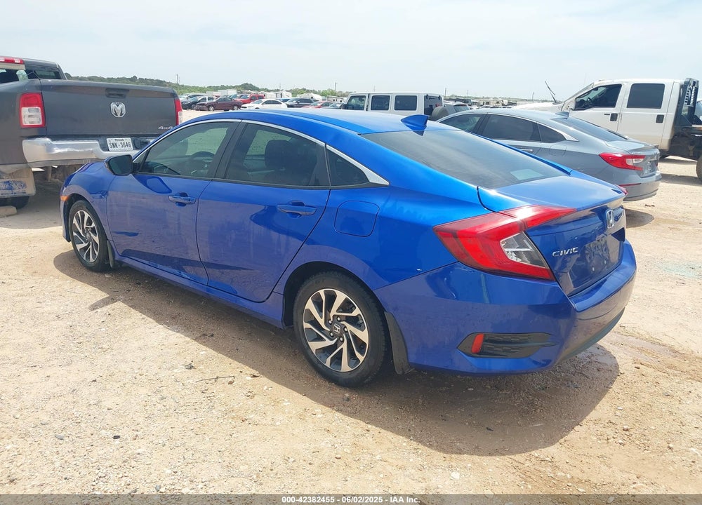 2018 HONDA CIVIC VIN: 19XFC2F70JE006195