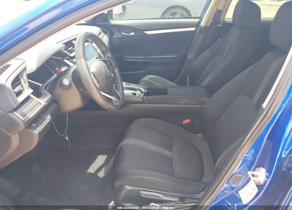 2018 HONDA CIVIC VIN: 19XFC2F70JE006195