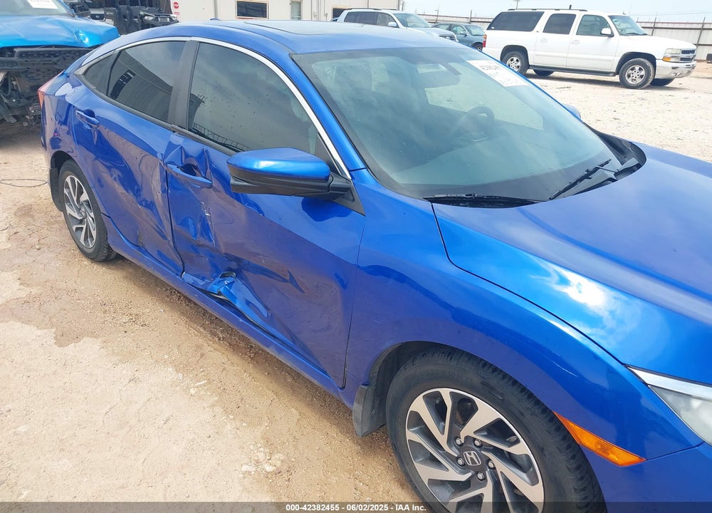 2018 HONDA CIVIC VIN: 19XFC2F70JE006195