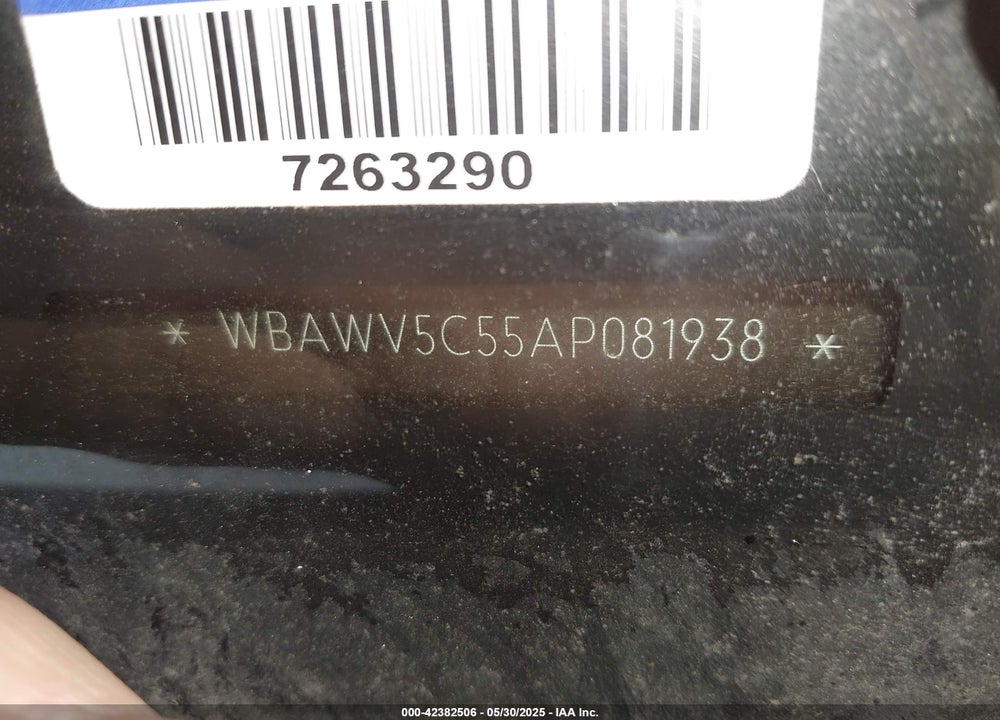 2010 BMW 3 SERIES VIN: WBAWV5C55AP081938