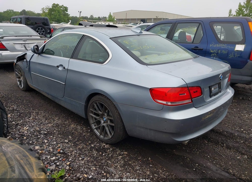 2010 BMW 3 SERIES VIN: WBAWV5C55AP081938