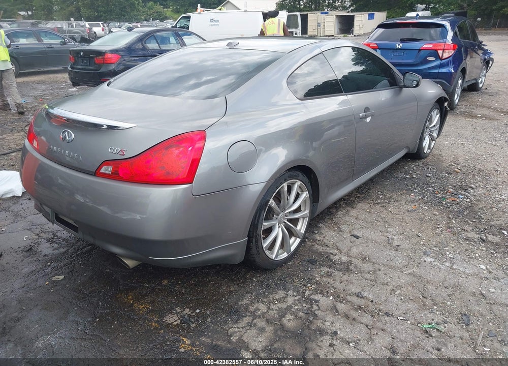 2008 INFINITI G37 VIN: JNKCV64E28M116424