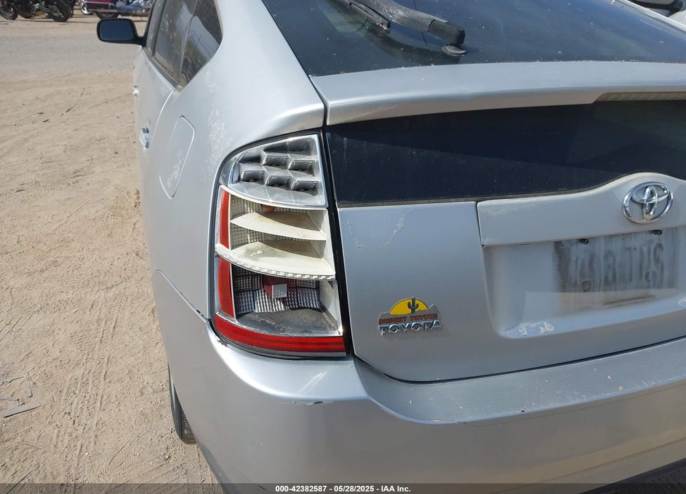 2006 TOYOTA PRIUS VIN: JTDKB20U667078185