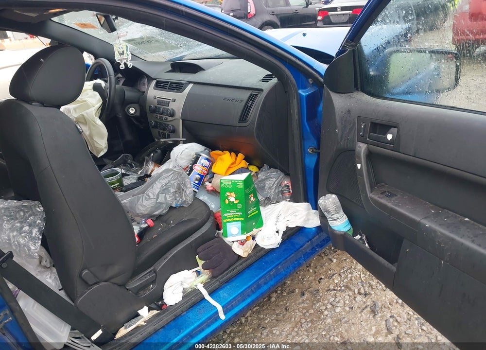 2010 FORD FOCUS SE VIN: 1FAHP3CN7AW149534