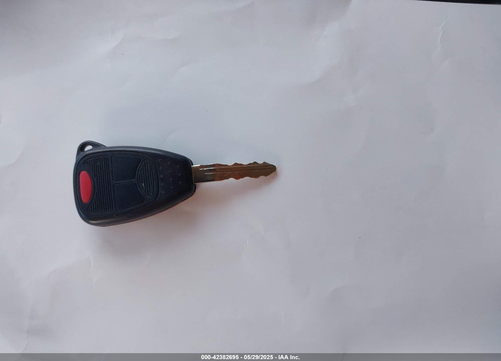 2006 JEEP COMMANDER VIN: 1J8HG48N06C210930