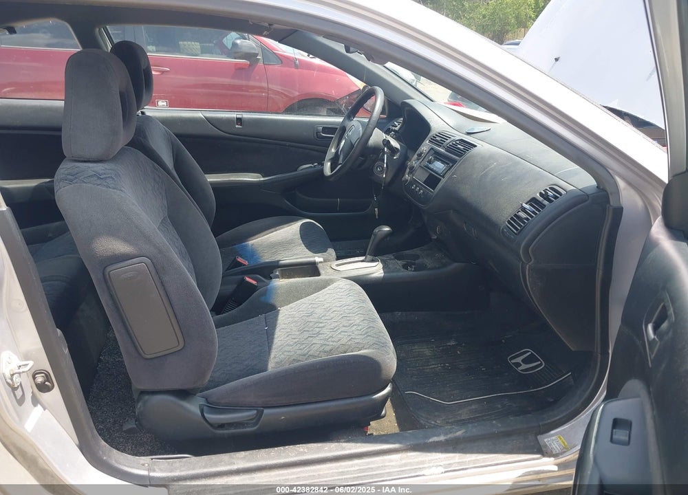 2001 HONDA CIVIC LX VIN: 1HGEM225X1L118010