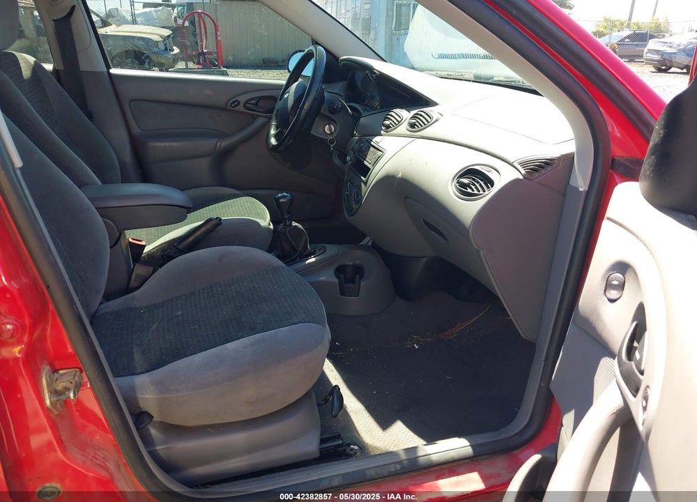 2002 FORD FOCUS ZX5 VIN: 3FAFP37312R110099