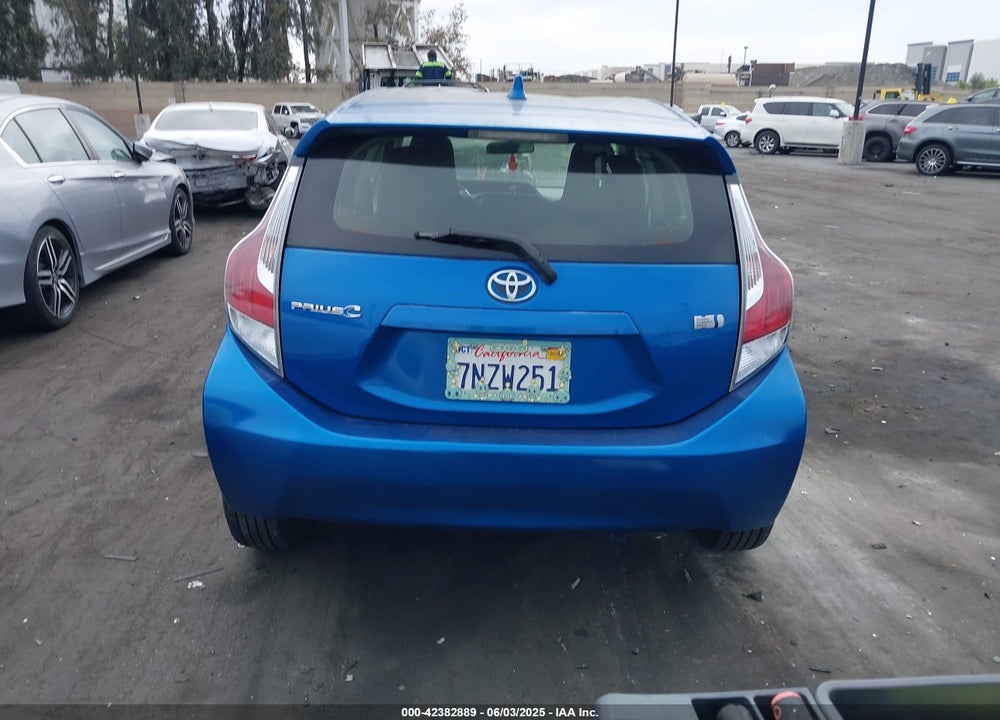2015 TOYOTA PRIUS C ONE VIN: JTDKDTB34F1111966