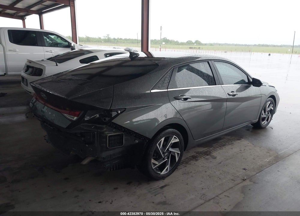 2024 HYUNDAI ELANTRA VIN: KMHLS4DG1RU785457