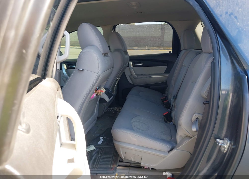2011 GMC ACADIA VIN: 1GKKRNED0BJ304955