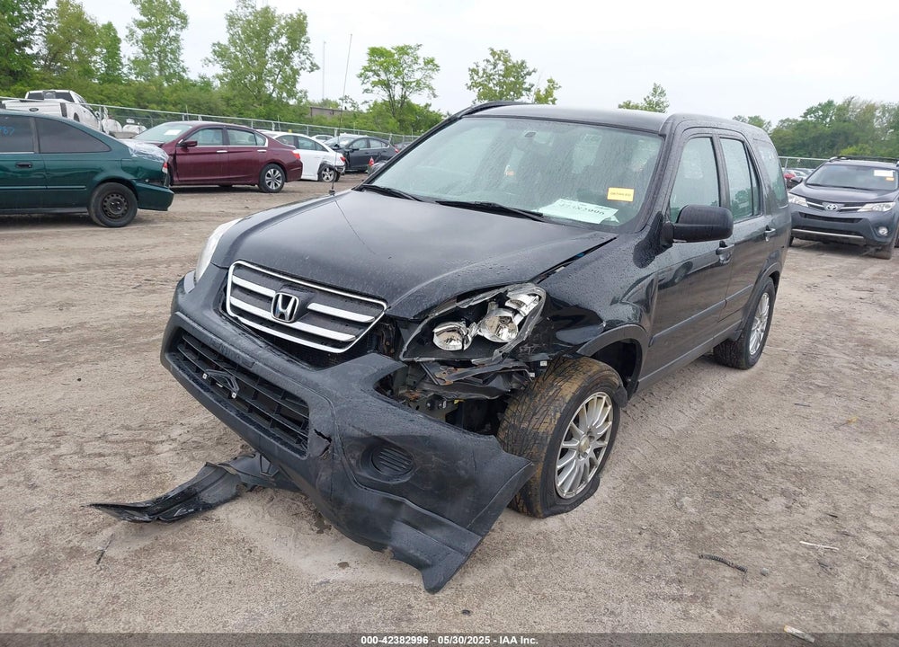 2005 HONDA CR-V LX VIN: SHSRD785X5U346076