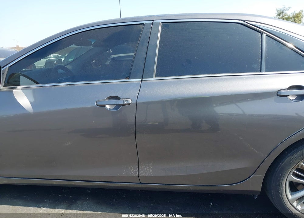 2017 TOYOTA CAMRY LE/SE/XLE/XSE VIN: 4T1BF1FKXHU670385