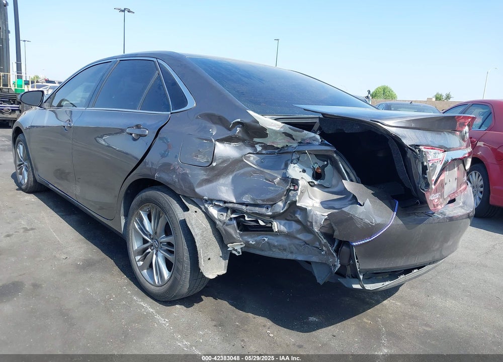 2017 TOYOTA CAMRY LE/SE/XLE/XSE VIN: 4T1BF1FKXHU670385