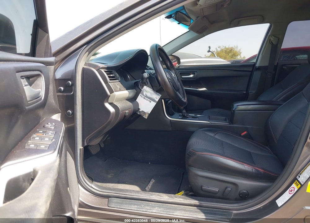 2017 TOYOTA CAMRY LE/SE/XLE/XSE VIN: 4T1BF1FKXHU670385