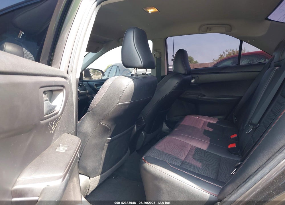 2017 TOYOTA CAMRY LE/SE/XLE/XSE VIN: 4T1BF1FKXHU670385