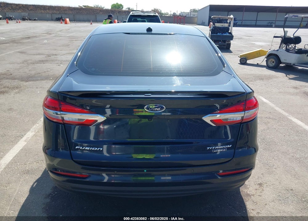 2020 FORD FUSION VIN: 3FA6P0SU7LR114156