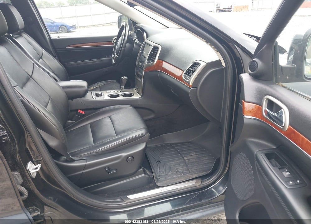 2011 JEEP GRAND CHEROKEE VIN: 1J4RR5GG8BC533562