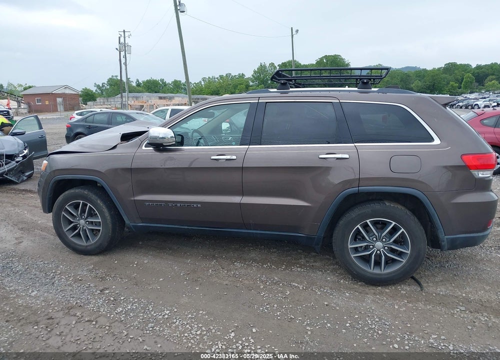2017 JEEP GRAND CHEROKEE VIN: 1C4RJFBG4HC920046