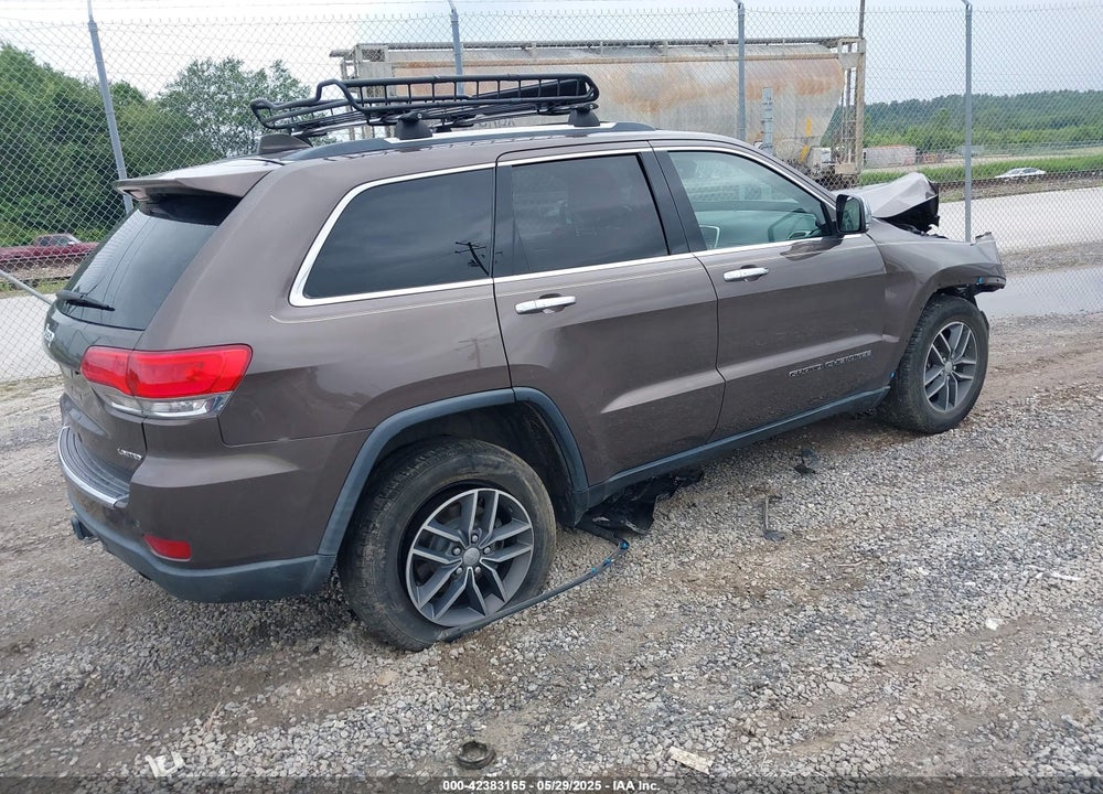 2017 JEEP GRAND CHEROKEE VIN: 1C4RJFBG4HC920046