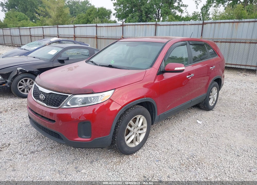 2015 KIA SORENTO LX VIN: 5XYKT3A61FG661480