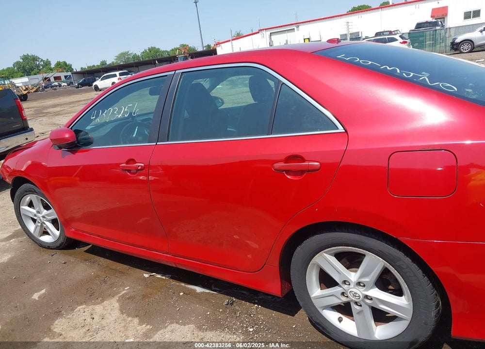 2012 TOYOTA CAMRY SE VIN: 4T1BF1FK5CU593420