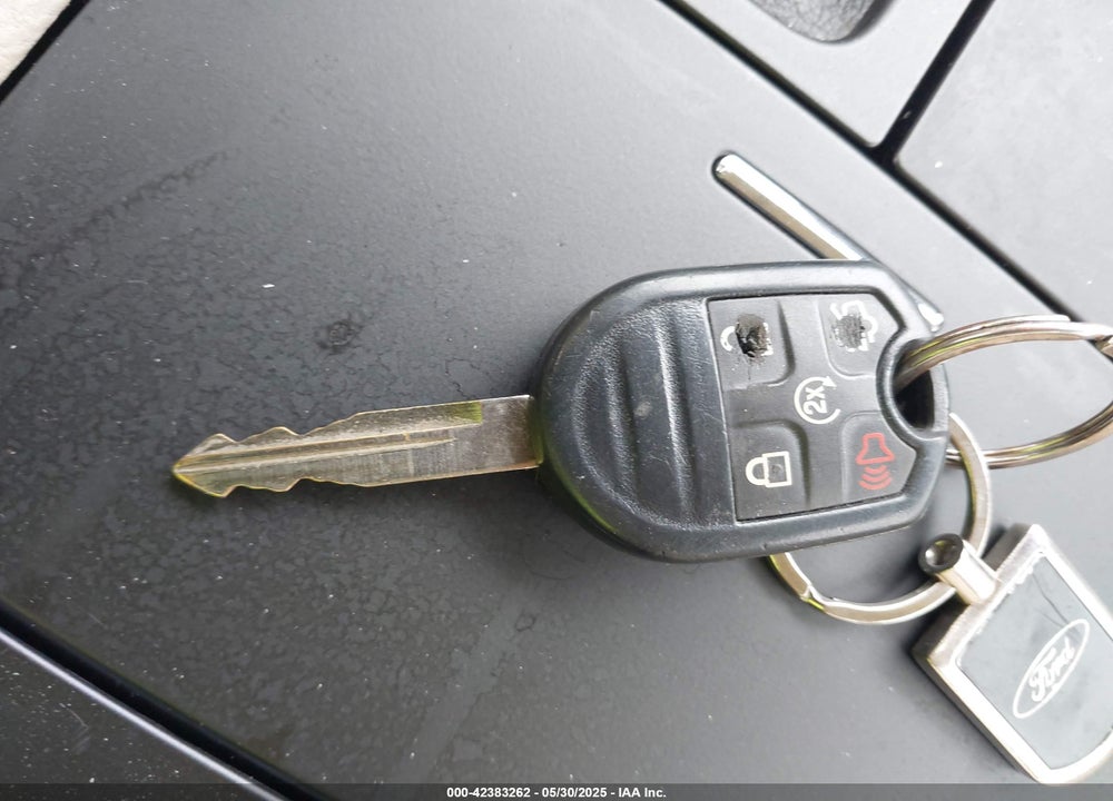 2013 FORD TAURUS SEL VIN: 1FAHP2E87DG220103