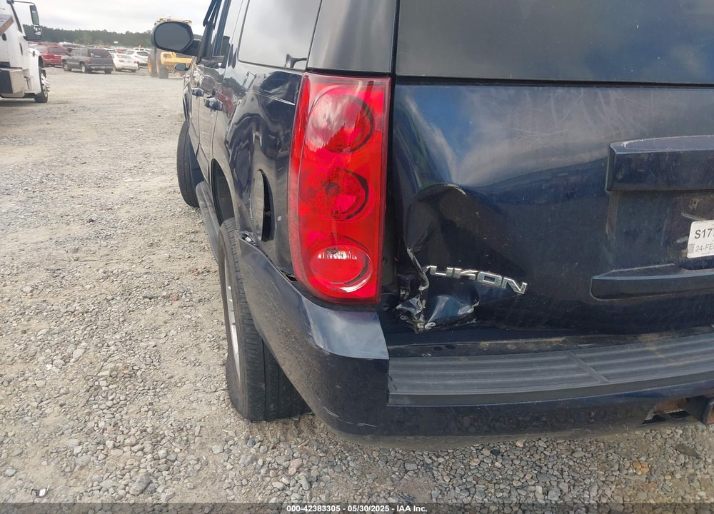 2008 GMC YUKON SLE VIN: 1GKFC13J88R146055