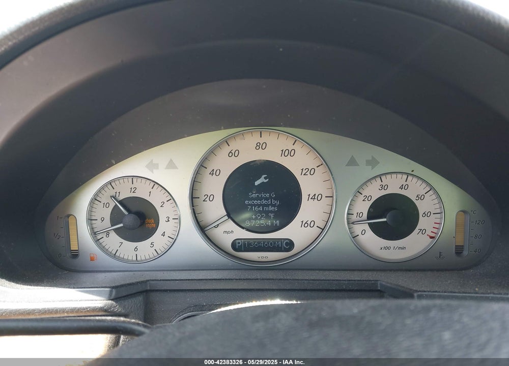 2007 MERCEDES-BENZ E 550 VIN: WDBUF72X57B021832