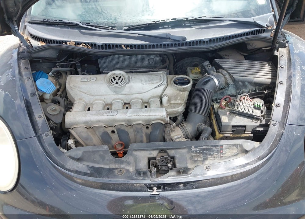 2010 VOLKSWAGEN NEW BEETLE 2.5L VIN: 3VWPG3AG4AM013787