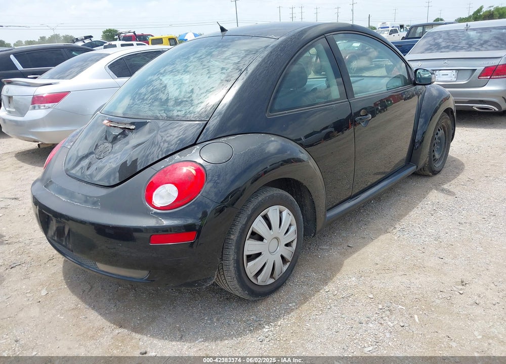 2010 VOLKSWAGEN NEW BEETLE 2.5L VIN: 3VWPG3AG4AM013787