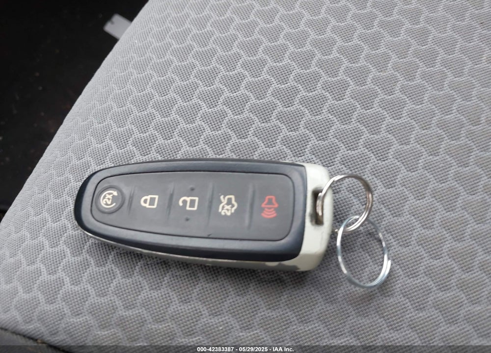 2019 FORD ESCAPE VIN: 1FMCU0GD4KUA92490