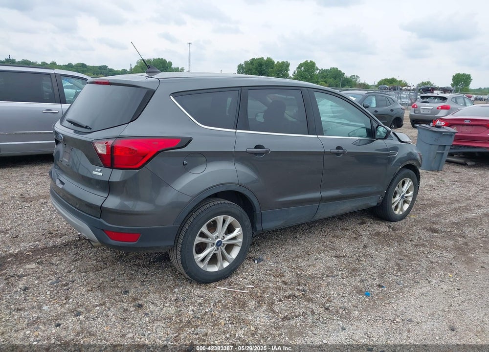 2019 FORD ESCAPE VIN: 1FMCU0GD4KUA92490