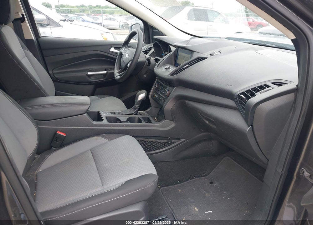 2019 FORD ESCAPE VIN: 1FMCU0GD4KUA92490