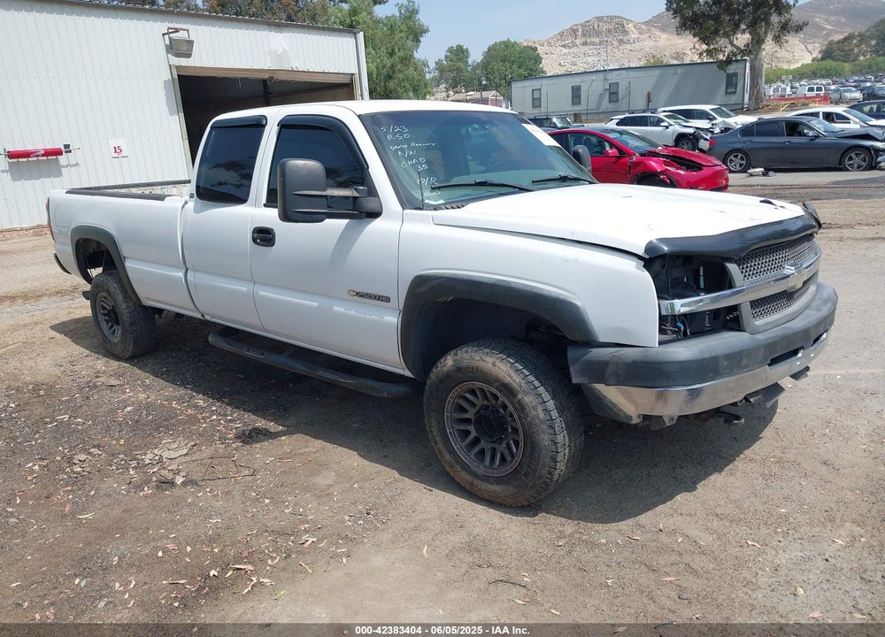 2003 CHEVROLET SILVERADO 2500HD VIN: 1GCHC29U83E220053