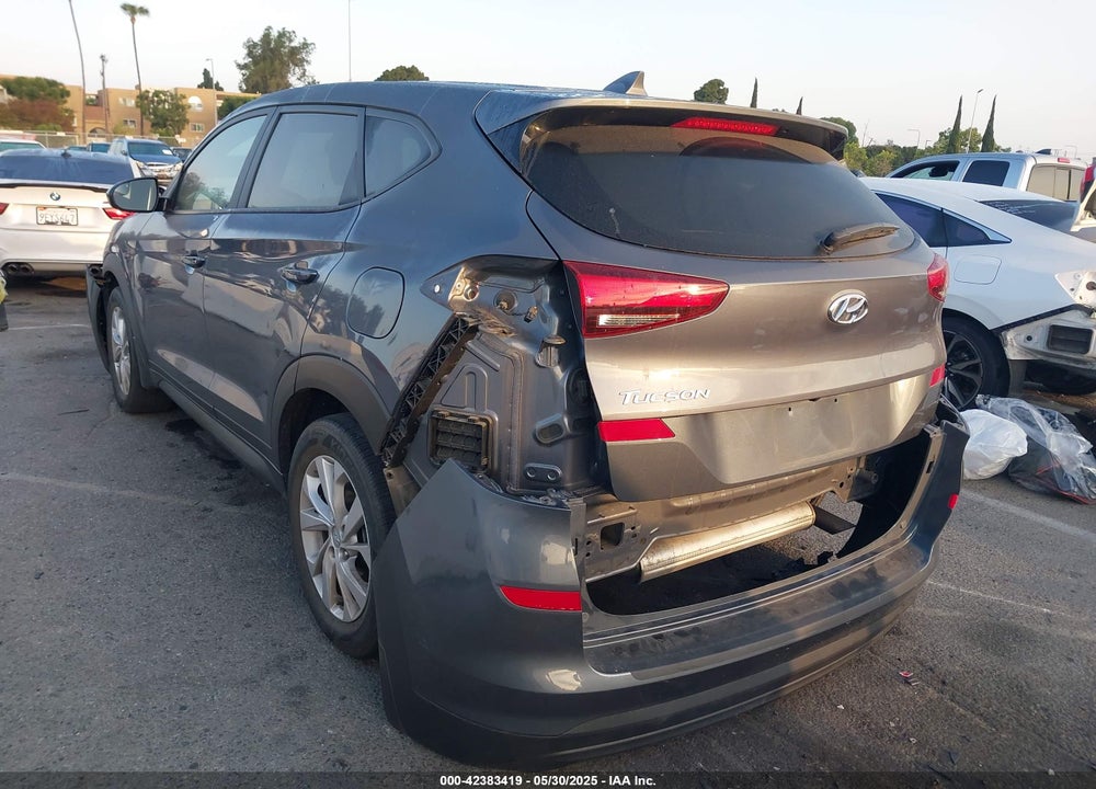 2021 HYUNDAI TUCSON VIN: KM8J23A42MU295632