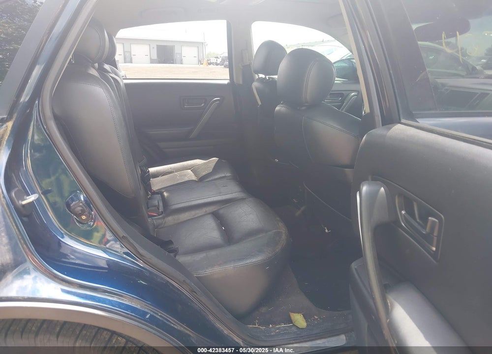 2005 INFINITI FX35 VIN: JNRAS08U95X105799