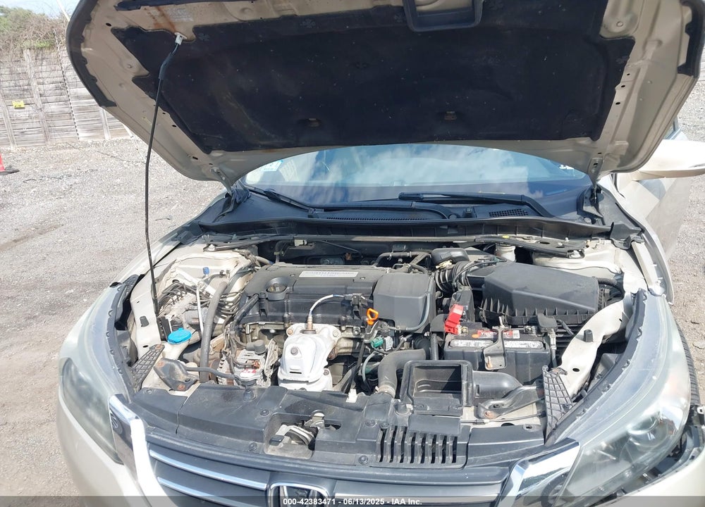 2014 HONDA ACCORD VIN: 1HGCR2F88EA035254
