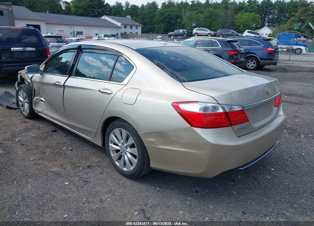 2014 HONDA ACCORD VIN: 1HGCR2F88EA035254
