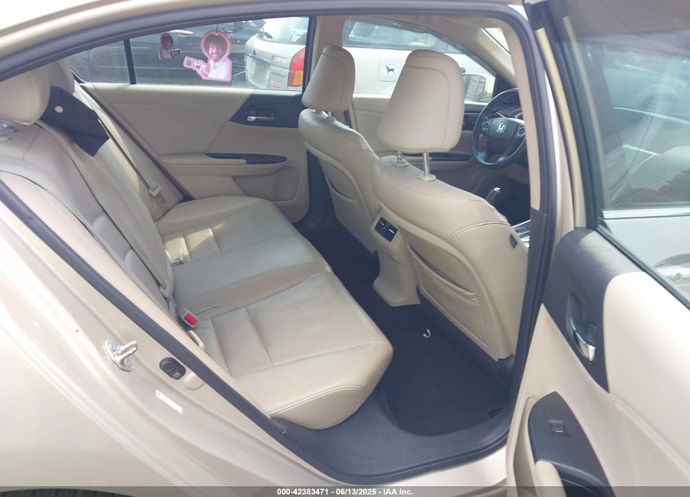 2014 HONDA ACCORD VIN: 1HGCR2F88EA035254