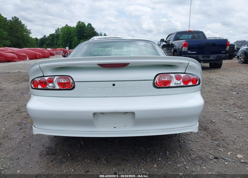 2002 CHEVROLET CAMARO VIN: 2G1FP22K322119882