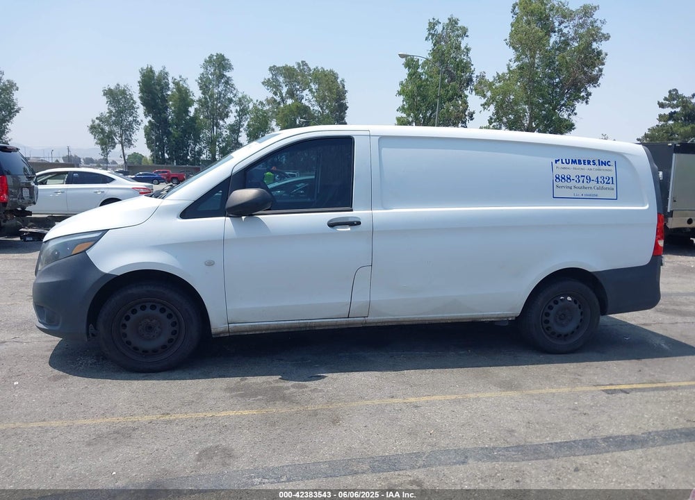 2017 MERCEDES-BENZ METRIS VIN: WD3PG2EA3H3256239