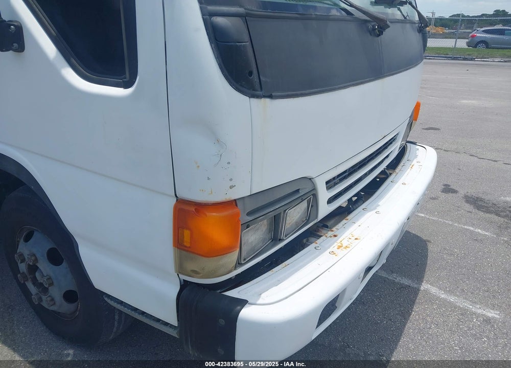 1998 ISUZU NPR VIN: JALC4B1K6W7003836