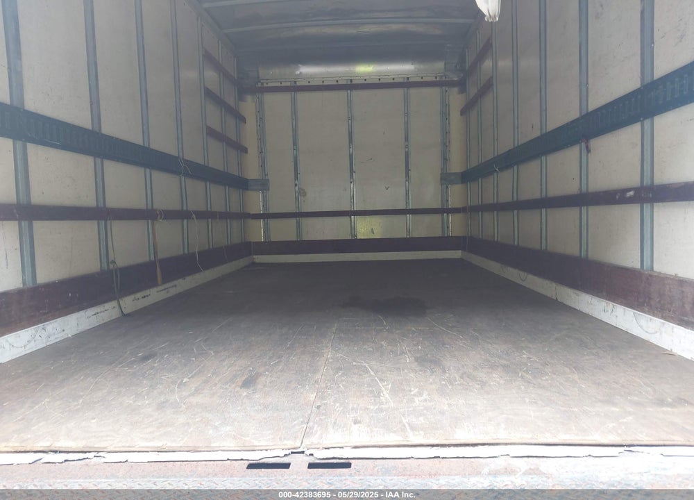 1998 ISUZU NPR VIN: JALC4B1K6W7003836