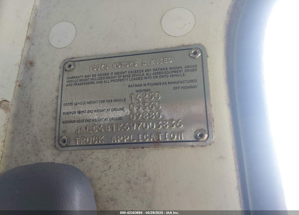 1998 ISUZU NPR VIN: JALC4B1K6W7003836
