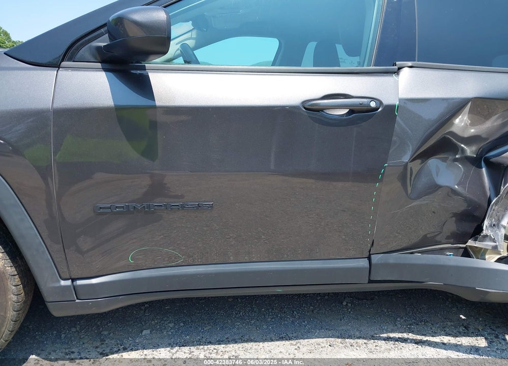 2019 JEEP COMPASS VIN: 3C4NJCBB1KT844217