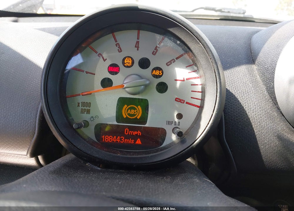 2011 MINI COOPER S COUNTRYMAN VIN: WMWZC3C50BWM26002