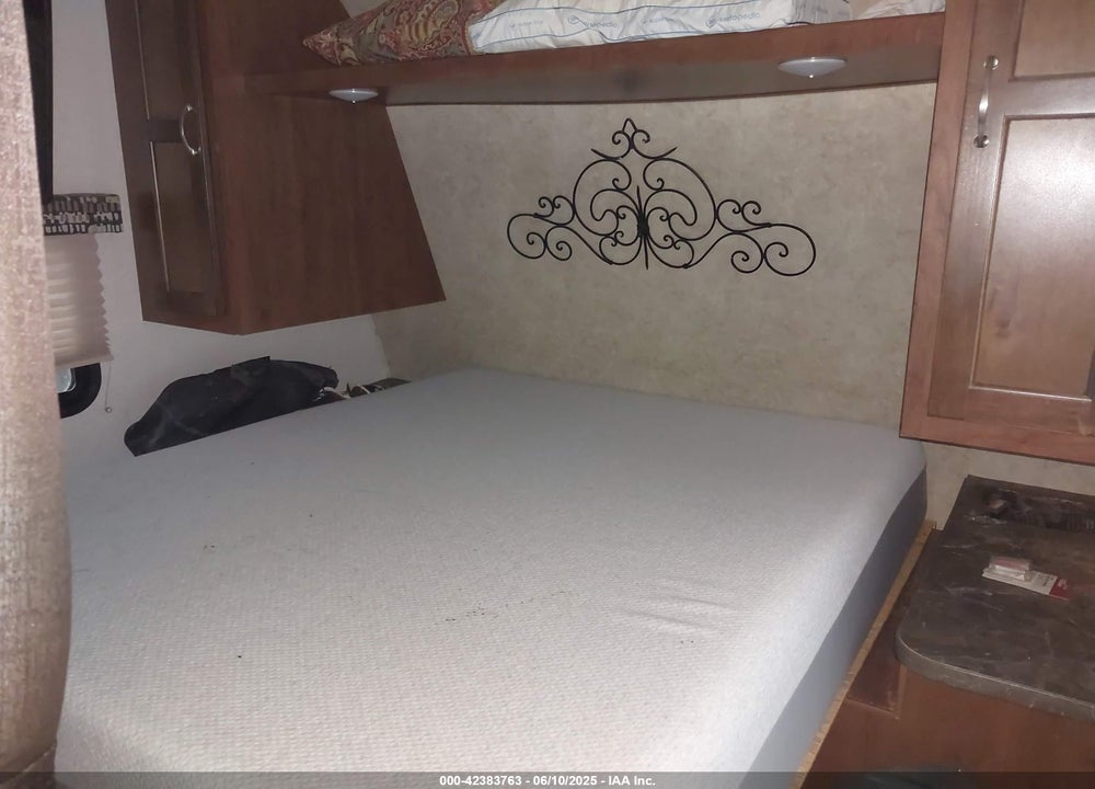 2017 JAYCO JAYFLIGHT VIN: 1UJBJ0BR7H17S0466
